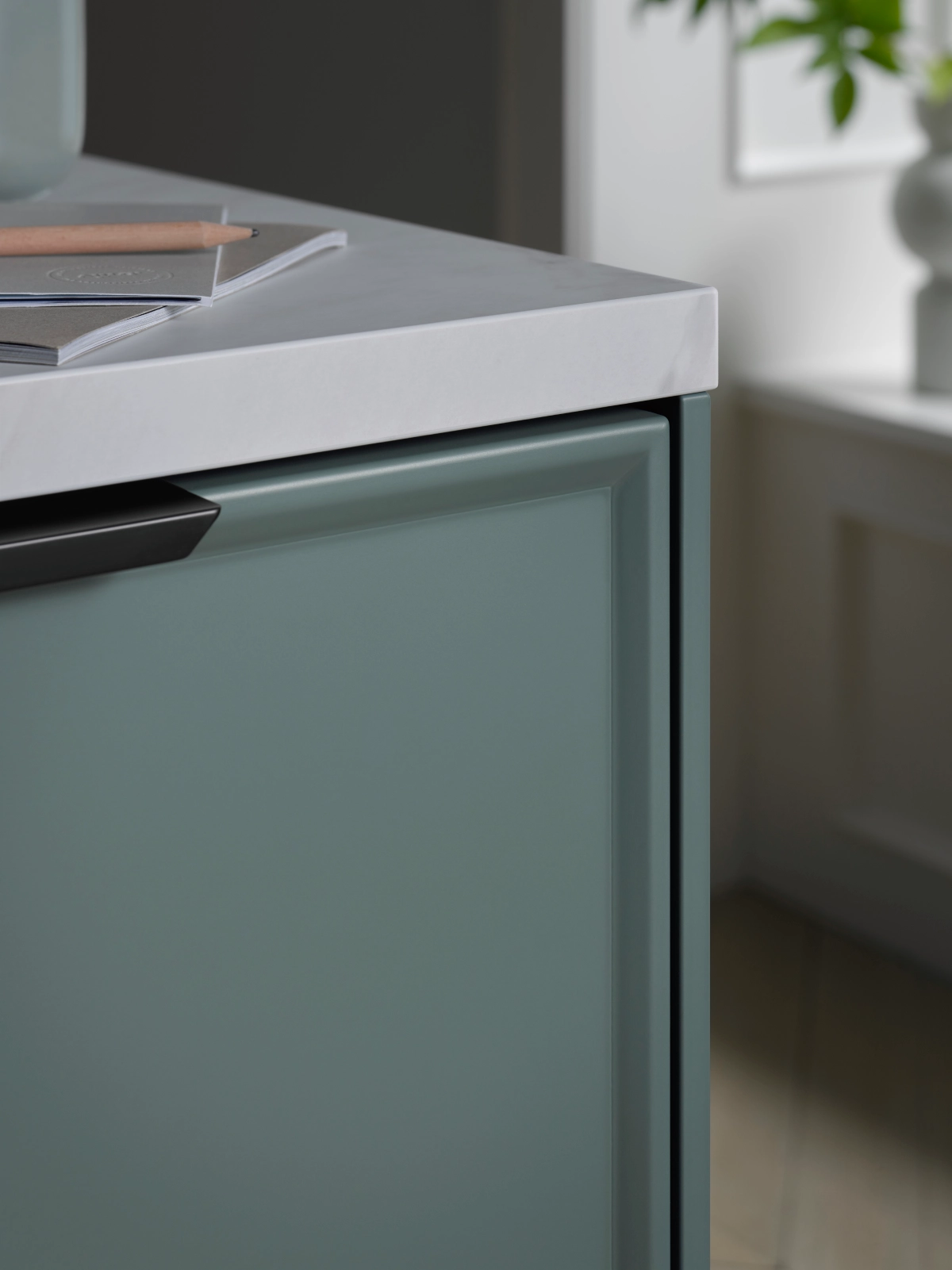 AV5075_NCS_Front_online_D